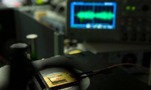 Ученые создали самый маленький радиоприемник в мире