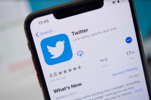 Twitter пытается бороться со спамерами 