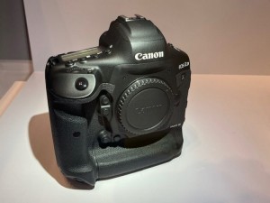 Камера Canon 1DX Mark III будет представлена в течение месяца