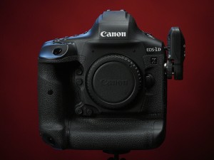Серийная съемка вызывает зависание Canon 1D X Mark III 