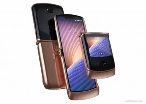 Гибкий смартфон Motorola RAZR 5G оценен в 120 тысяч рублей