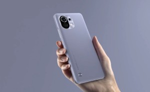 Xiaomi Mi 11 показали на фото и видео после анонса