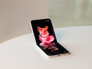 Samsung Galaxy Z Flip3 испытали на прочность
