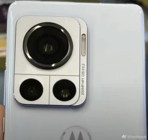 Смартфон Motorola Frontier засветился в сети