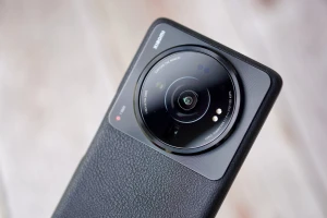 Обновление улучшило работу камеры в Xiaomi 12S Ultra