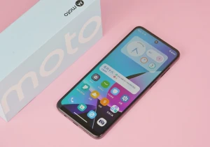 Смартфон Moto G53 выходит в продажу 