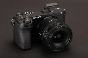 Представлена камера Sony a6700