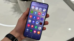 Samsung Galaxy S24+ получит Android 15