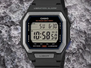 Представлены водозащищенные часы Casio W-738H
