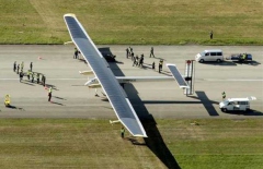 Первый полет самолета с солнечными батареями Solar Impulse 2
