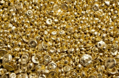 Ученые утверждают, что победить рак поможет сплав золота и лекарстват