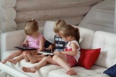 Дети любят iPad больше, чем Disney