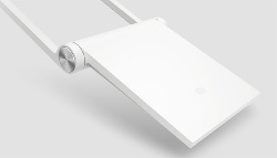 Xiaomi Mi Wi-Fi nano умещается на ладони 