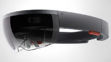 HoloLens стоят 3 тысячи долларов 