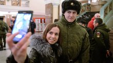«Дочка» «Ростеха» выпустит первый российский бюджетный смартфон