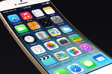Компания Apple хочет выпустить iPhone с изогнутым 5,8