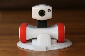 Riley робот - камера с управлением по смартфону