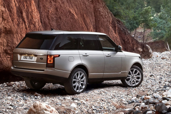 Range Rover width=