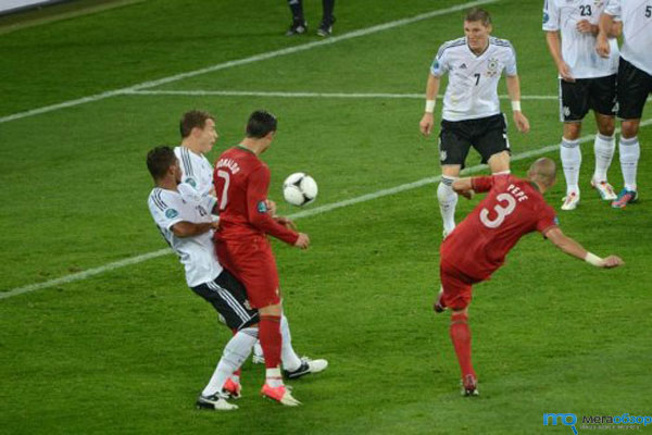 Германия - Португалия 1-0 width=