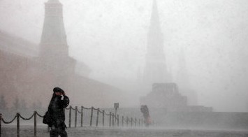 Москвичей ждет в четверг дневной снегопад width=