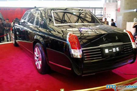 В Китае представлен новый бронированный лимузин Hongqi HQE width=