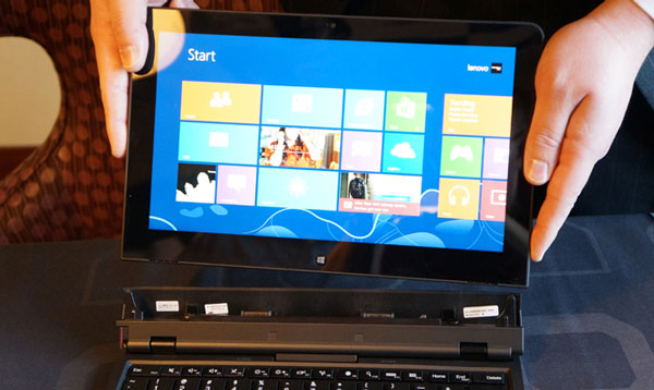 Lenovo Helix гибридный ноутбук под управлением Windows 8 width=
