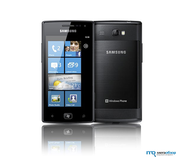 Samsung Omnia W смартфон на Windows Phone Mango width=