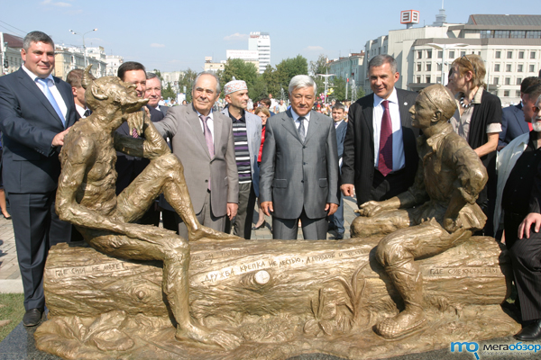 В Казани была торжественно открыта скульптурная композиция «Загадки Шурале». width=