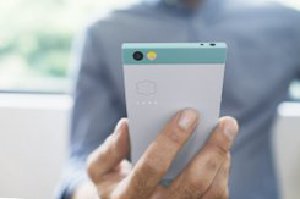 Облачный смартфон Nextbit Robin подешевел на 100$