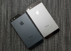 Темно-синий iPhone 7