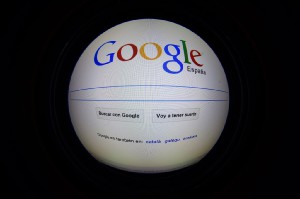 Компания Google добавила тексты песен в поисковые результаты 