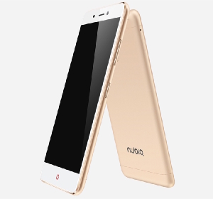 ZTE Nubia N1 немного похож на iPhone 6