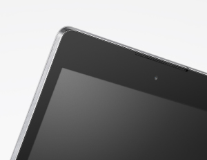 Рендер HTC Nexus с логотипом Google и вставкой из стекла