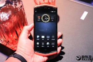 8848 Titanium M3 стоит почти как Vertu