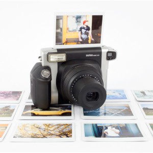 Выбираем моментальный фотоаппарат для начинающего - Polaroid или Instax?