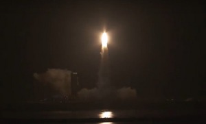 США запустили в космос ракету с двумя разведывательными спутниками Ц