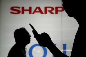 Sharp хочет выпускать OLED дисплеи