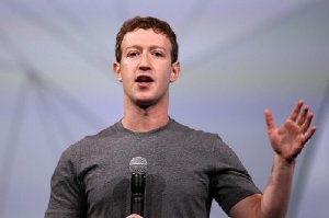 Глава Facebook отказался от объединения с Whats App
