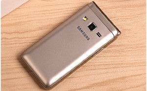  Samsung хранит верность классике