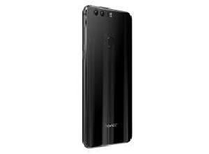 Продажи полночного черного Huawei Honor 8 стартовали в России