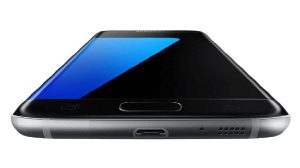 Samsung может заменить мини-джек на смартфонах