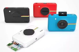  Polaroid привезла только одну новинку — фотокамеру с функцией мгновенной печати Snap Touch