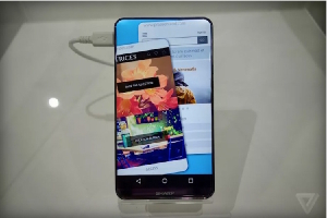 Sharp Corner R заинтересовал пользователей