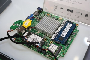 Безвентиляторный мини-ПК Mele PCG62 построен на Intel Skylake