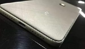 Флагманский смартфон от китайской компании LeEco