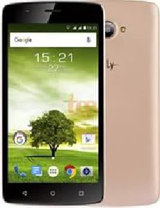 Смартфон Fly Cirrus оценен в 9990 рублей