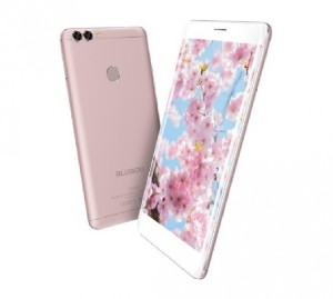 Bluboo Dual получит изогнутый дисплей