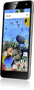 HD-смартфон Fly Cirrus 8 оценили в 6 тысяч рублей