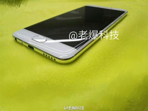 Неназванный смартфон Meizu с изогнутым экраном на живых фото