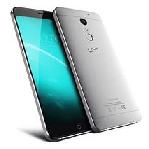 Китайский смартфон UMi Touch